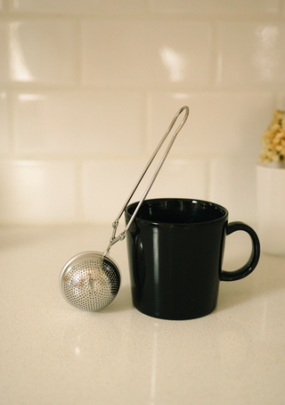 STAINLESS STEEL TEA TONG STRAINER | INFUSER